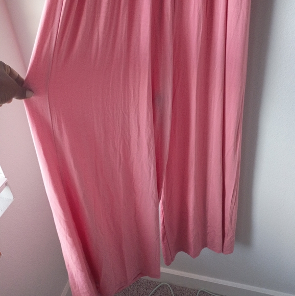 Elegant Black Sleeveless Jumpsuit - Picture 5 of 6